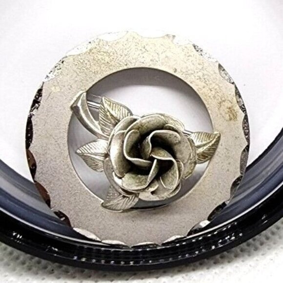 Rare Vintage Sterling Silver Floral Design Pin Flower Circle Brooch Lapel Pin - Picture 1 of 8